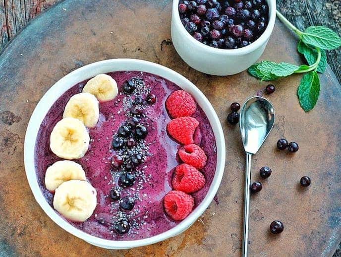 How To Build A Tropical Berry Smoothie Bowl